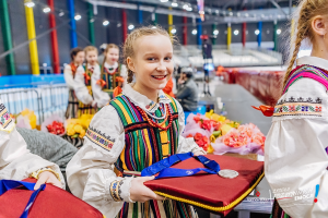 Koreańczycy zdominowali Mistrzostwa Świata Juniorów w Arenie Lodowej [ZDJĘCIA]